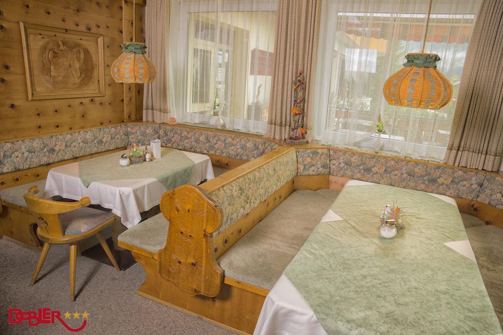 Ferienhotel Dobler Weissenbach am Lech Εξωτερικό φωτογραφία