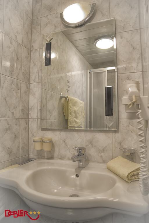 Ferienhotel Dobler Weissenbach am Lech Εξωτερικό φωτογραφία
