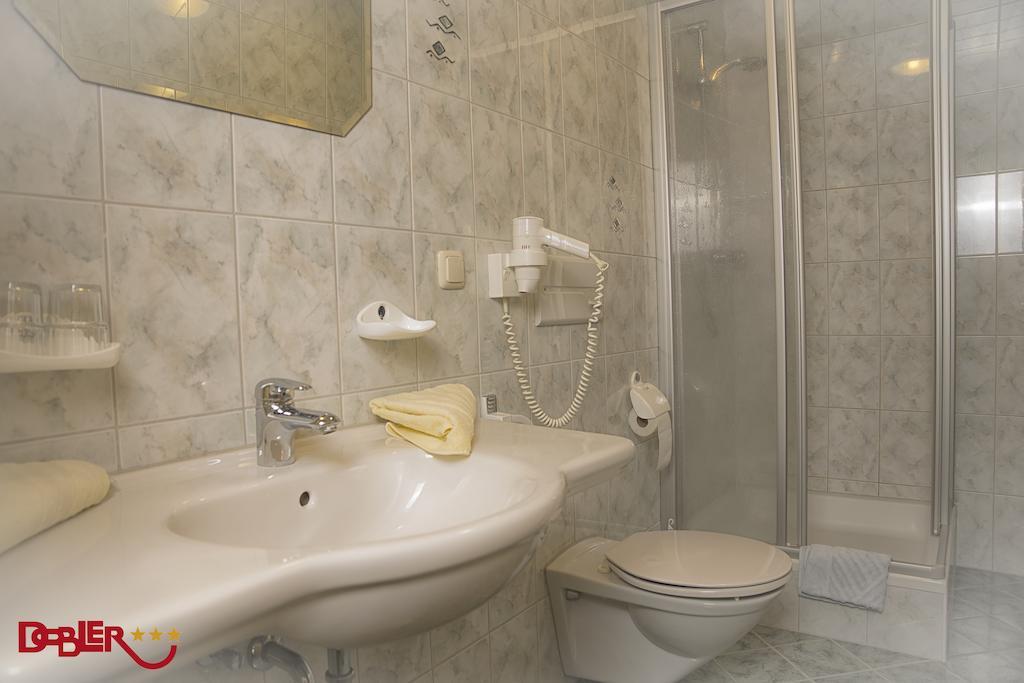 Ferienhotel Dobler Weissenbach am Lech Δωμάτιο φωτογραφία